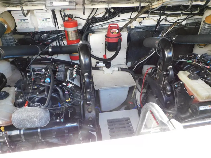 Slide: The Image of Tiara 3500 Express 1995 - 5908891