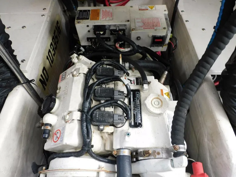 Slide: The Image of Tiara 3500 Express 1995 - 5908894