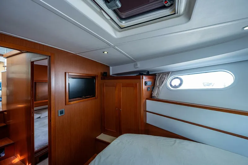 Slide: The Image of Beneteau 44 Stellar Seascape - Master Stateroom, TV 2014 Beneteau 44 Swift Trawler - 5908969