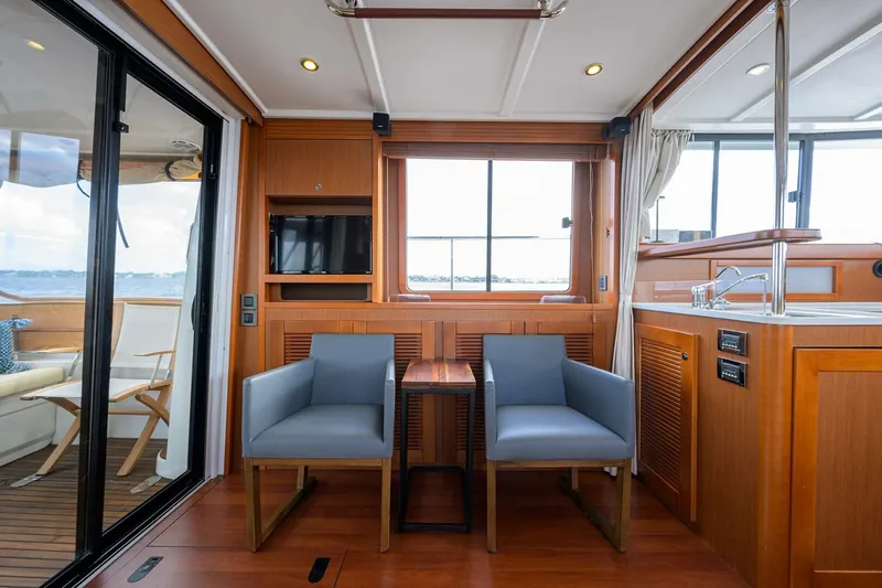 Slide: The Image of Beneteau 44 Stellar Seascape - Salon, Seating 2014 Beneteau 44 Swift Trawler - 5908957