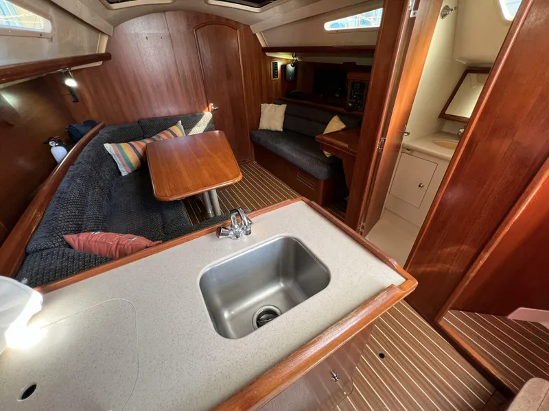 Slide: The Image of Hunter 33-2 2005 - 5911449