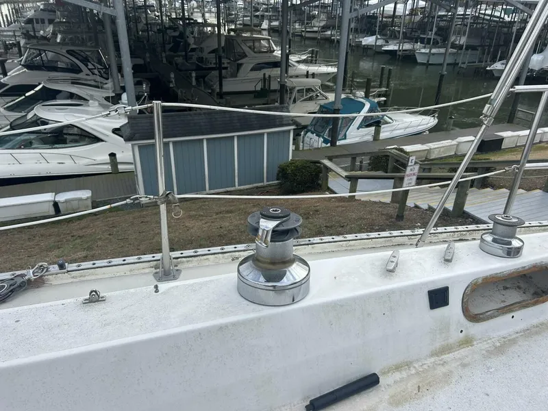 Slide: The Image of 1985 Catalina 36 - 5912792