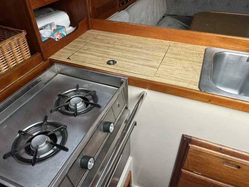 Slide: The Image of 1985 Catalina 36 - 5912799