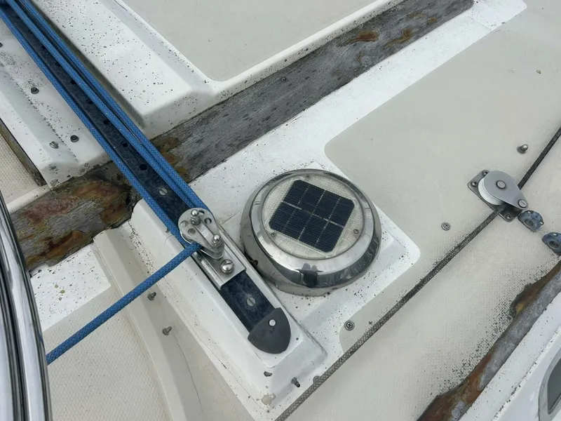 Slide: The Image of 1985 Catalina 36 - 5912819