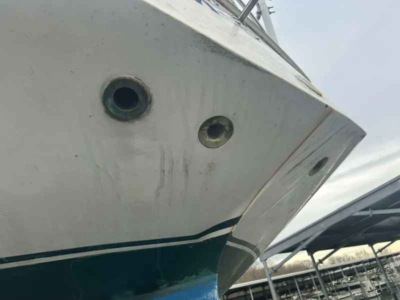 Slide: The Image of 1985 Catalina 36 - 5912815