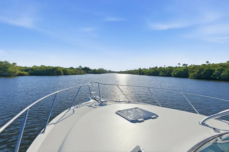 Slide: The Image of Tiara 31 Serenity- Bow 2011 Tiara  31 Open Serenity - 5910300