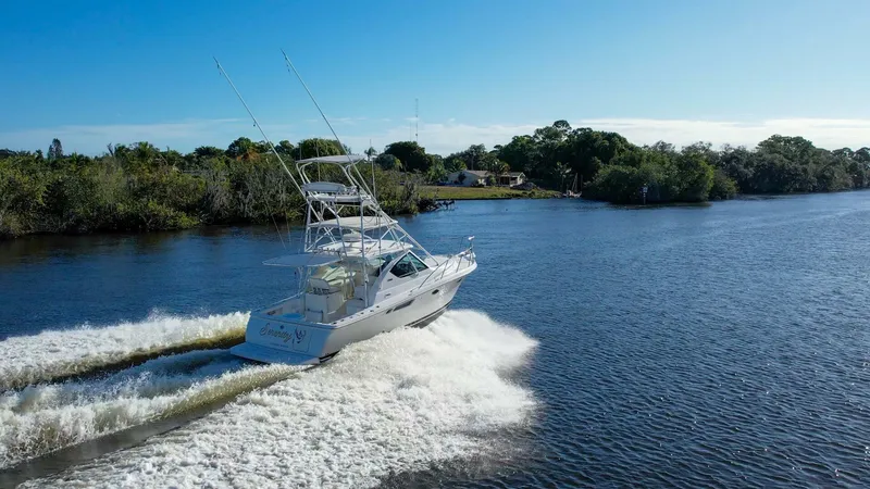 Slide: The Image of Tiara 31 Serenity- Running Photo 2011 Tiara  31 Open Serenity - 5910302