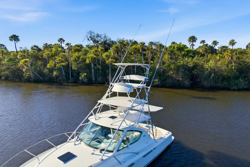 Slide: The Image of Tiara 31 Serenity- Profile 2011 Tiara  31 Open Serenity - 5910107