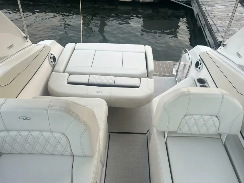 Slide: The Image of Regal 26 Express 2024 - 5909938