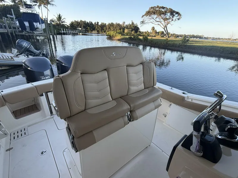 Slide: The Image of Scout 300 LXF 2016 - 5910020