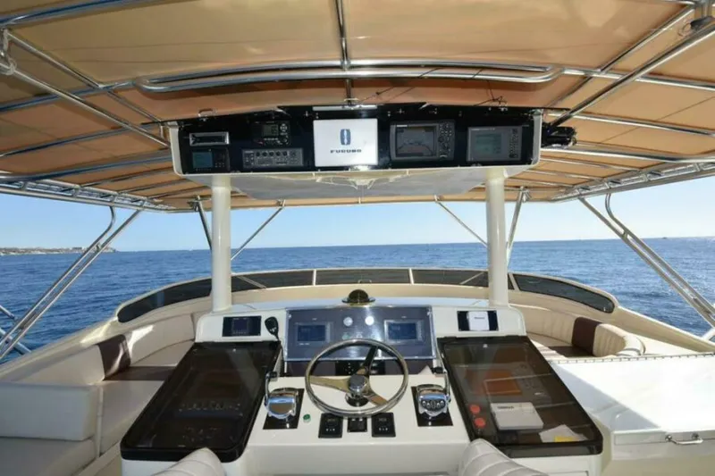 Slide: The Image of 1989 Striker 62 Convertible - TALISMAN - 5911165