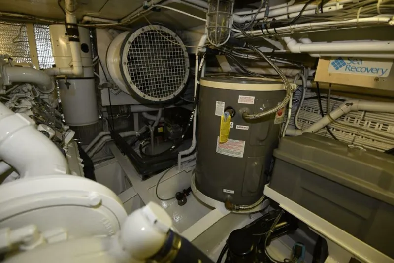 Slide: The Image of 1989 Striker 62 Convertible - TALISMAN - 5911294