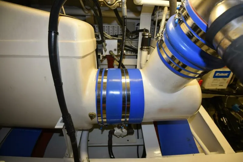 Slide: The Image of 1989 Striker 62 Convertible - TALISMAN - 5911296