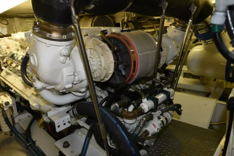 Slide: The Image of 1989 Striker 62 Convertible - TALISMAN - 5911299