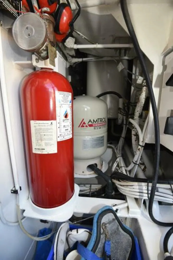 Slide: The Image of 1989 Striker 62 Convertible - TALISMAN - 5911302