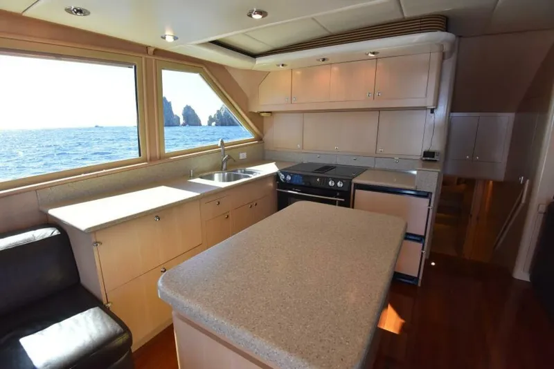 Slide: The Image of 1989 Striker 62 Convertible - TALISMAN - 5911176