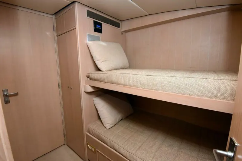 Slide: The Image of 1989 Striker 62 Convertible - TALISMAN - 5911210