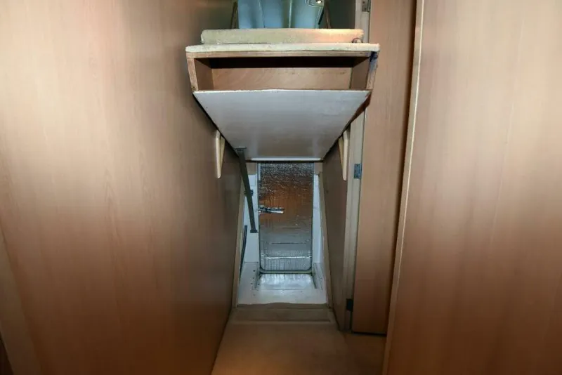 Slide: The Image of 1989 Striker 62 Convertible - TALISMAN - 5911214