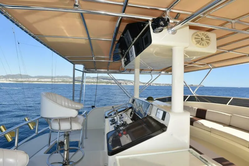 Slide: The Image of 1989 Striker 62 Convertible - TALISMAN - 5911230