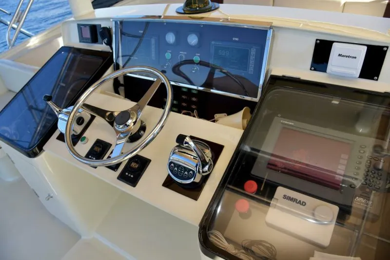 Slide: The Image of 1989 Striker 62 Convertible - TALISMAN - 5911240