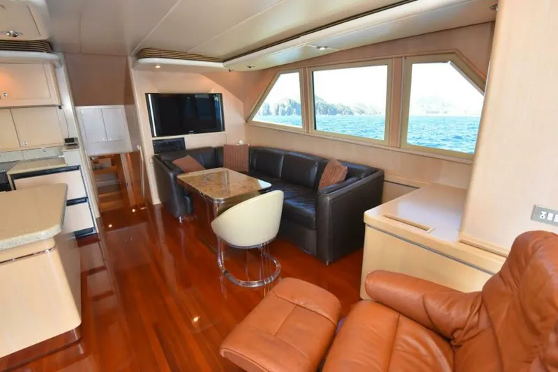 Slide: The Image of 1989 Striker 62 Convertible - TALISMAN - 5911171