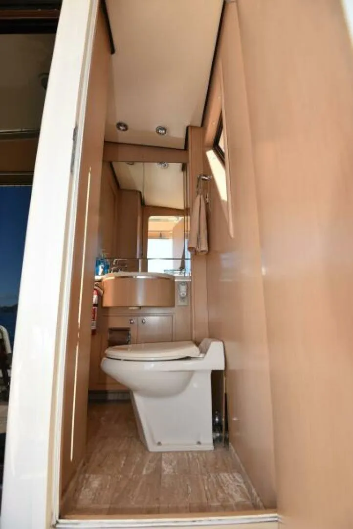 Slide: The Image of 1989 Striker 62 Convertible - TALISMAN - 5911253