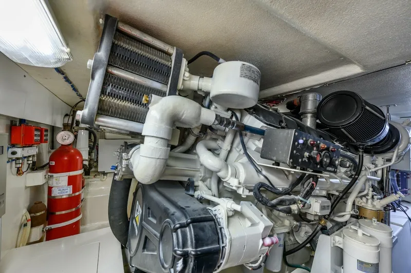 Slide: The Image of Hatteras 55 Convertible 2000 - 7822225