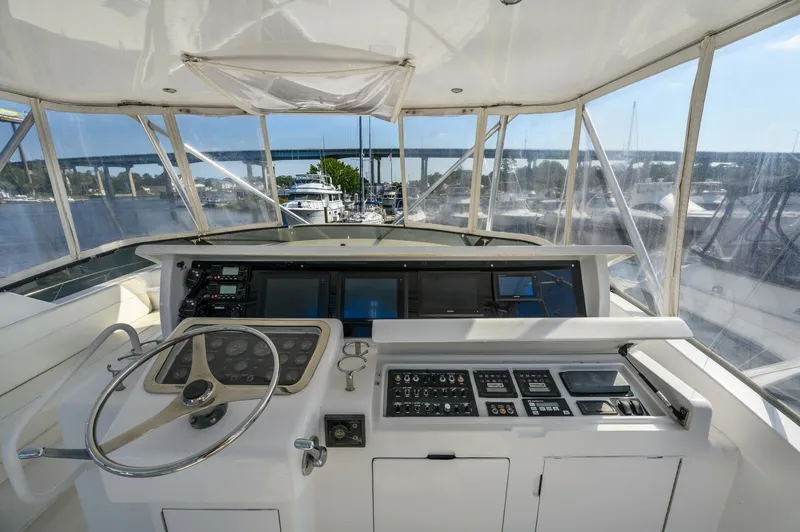 Slide: The Image of Hatteras 55 Convertible 2000 - 7822197