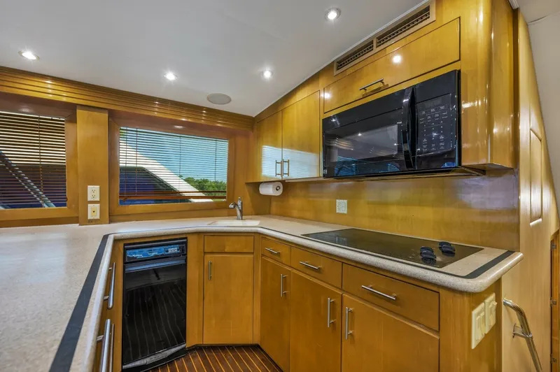 Slide: The Image of Hatteras 55 Convertible 2000 - 7822211