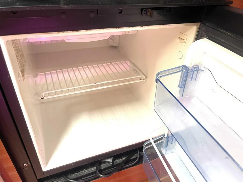 Slide: The Image of Sea Ray Sundancer 320 2004 - 5911541