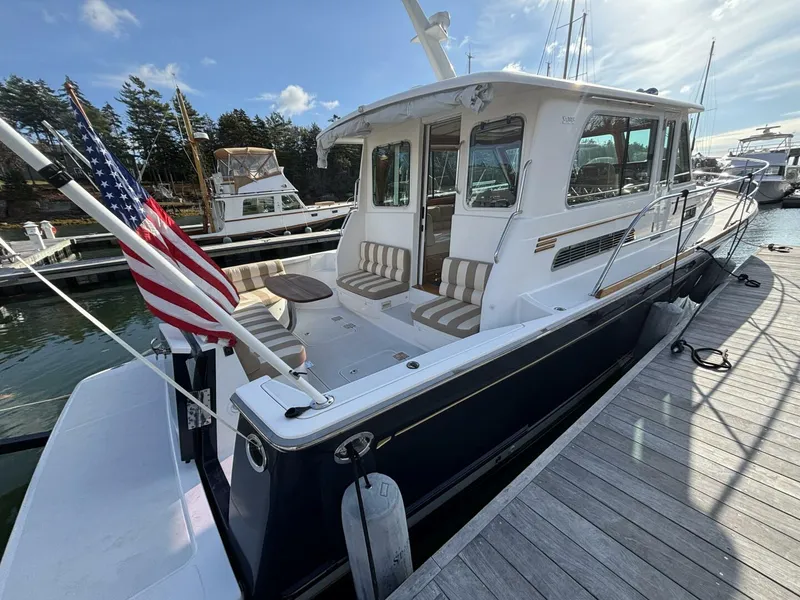 Slide: The Image of Sabre 40 Sedan 2011 - 5912325