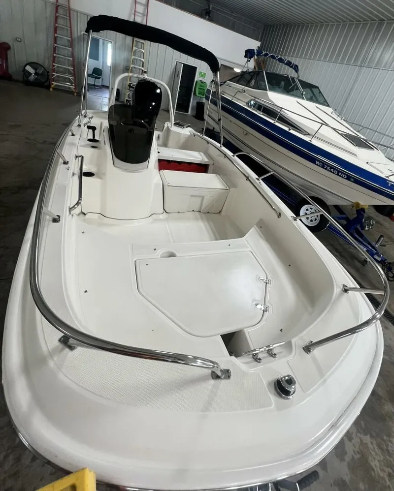 Slide: The Image of Boston Whaler 160 Super Sport 2019 - 5912340