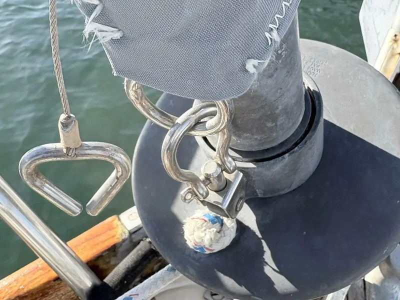 Slide: The Image of genoa roller furling - 5912969