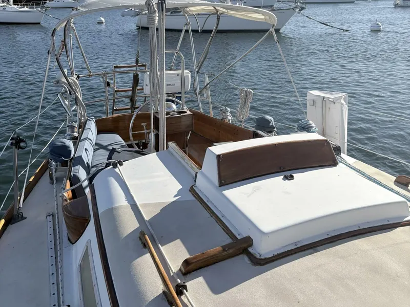 Slide: The Image of view aft of cockpit - 5912966