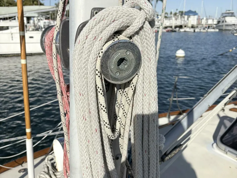 Slide: The Image of mast winch starbd - 5912977