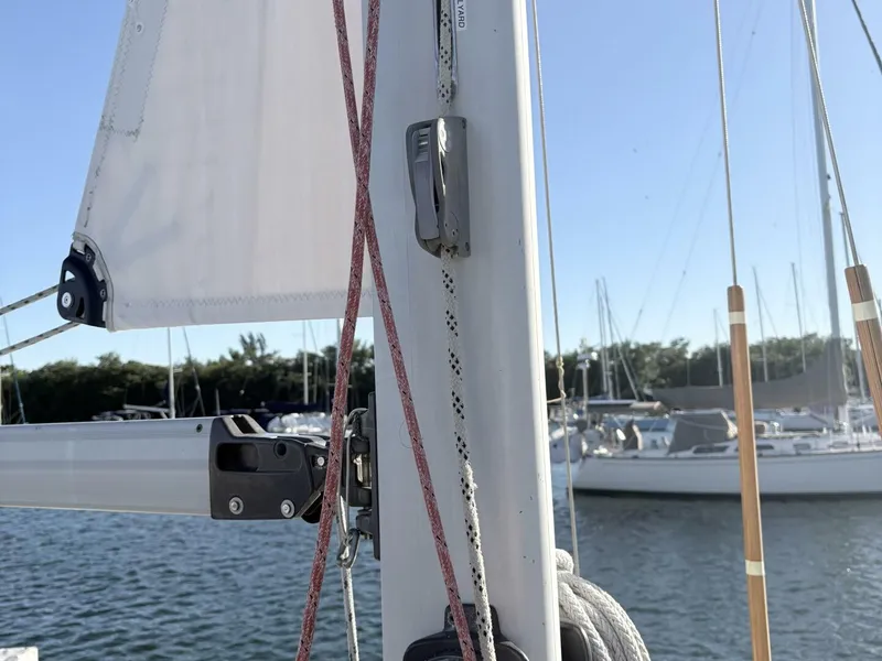 Slide: The Image of mast starboard - 5912978