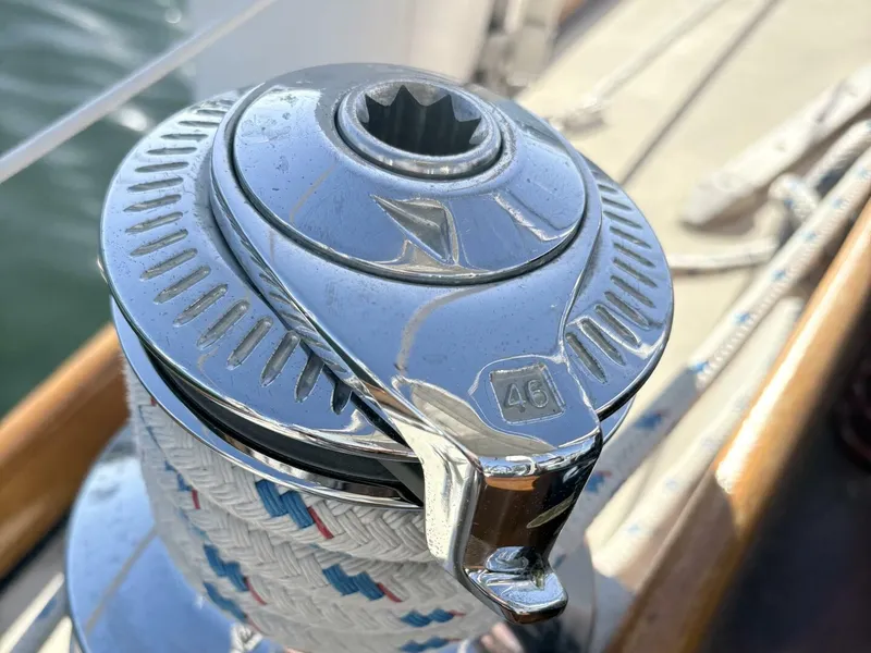 Slide: The Image of Lewmar 46 - 5913505