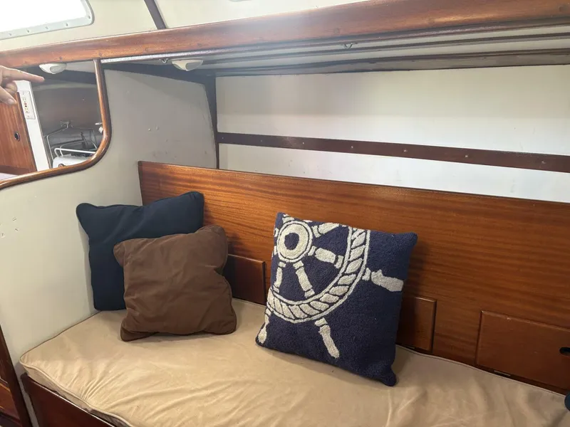 Slide: The Image of salon port settee - 5912960