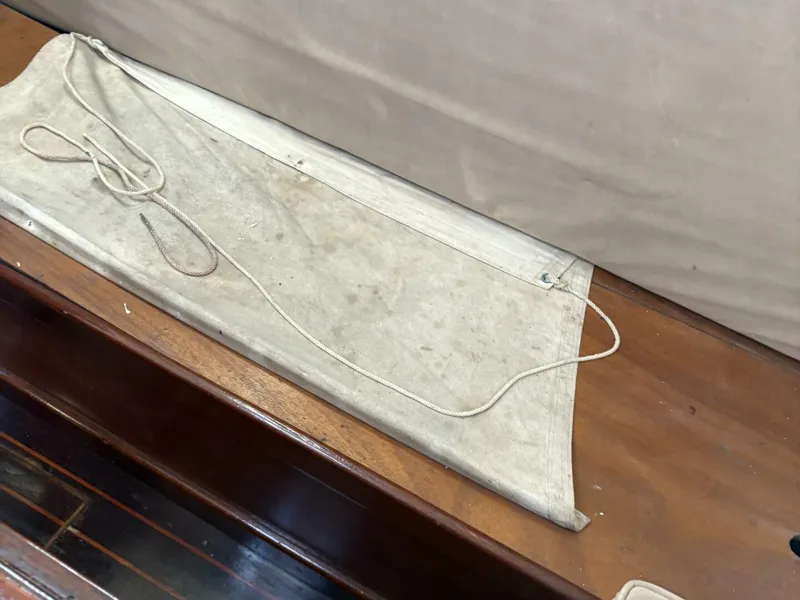 Slide: The Image of lee cloths for salon berths - 5917378