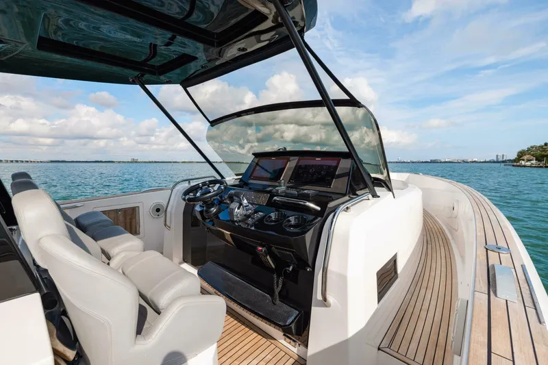 Slide: The Image of Pardo Yachts 38 OB 2021 - 5912597