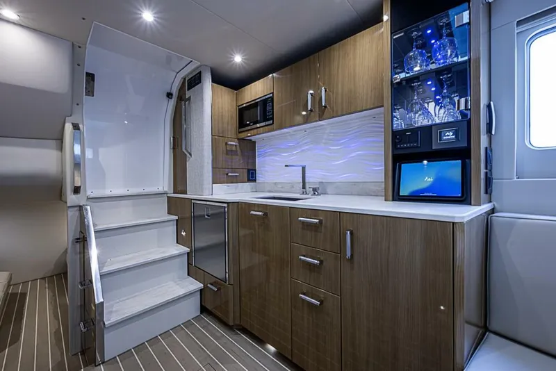 Slide: The Image of Formula 500 Super Sport Crossover 2025 - 5913258