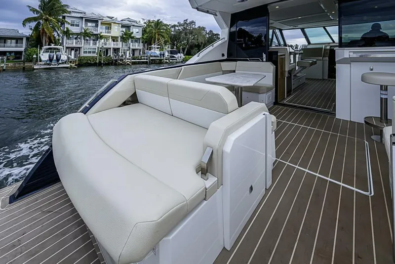 Slide: The Image of Formula 500 Super Sport Crossover 2025 - 5913269