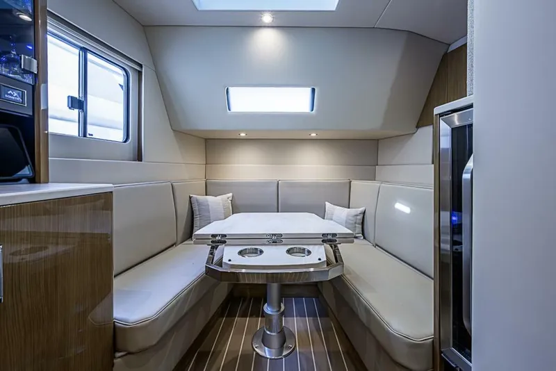 Slide: The Image of Formula 500 Super Sport Crossover 2025 - 5913257