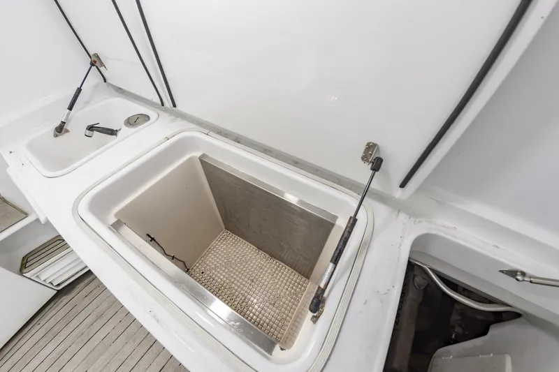 Slide: The Image of Ocean 52 SUPER SPORT 2001 - 5944419