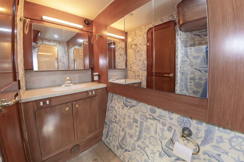 Slide: The Image of Ocean 52 SUPER SPORT 2001 - 5944458