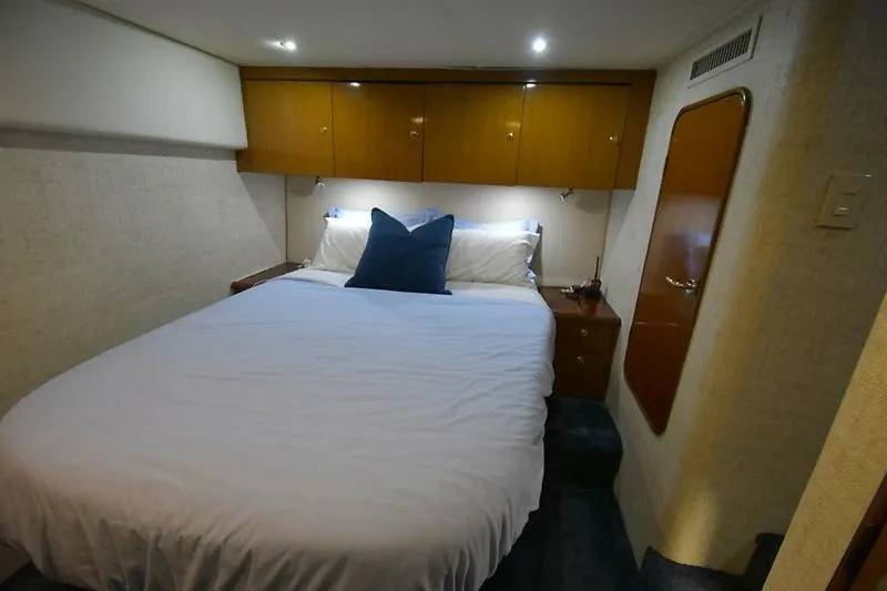 Slide: The Image of 0005468966 - 5913318