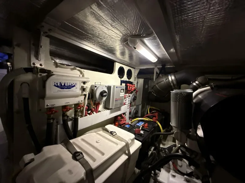 Slide: The Image of Carver 460 voyager 2004 - 5918378