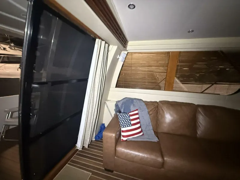 Slide: The Image of Carver Yachts 460 voyager 2004 - 5916883