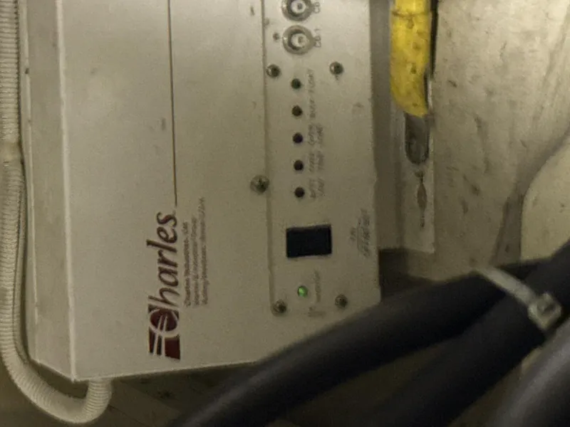 Slide: The Image of Carver Yachts 460 voyager 2004 - 5918361