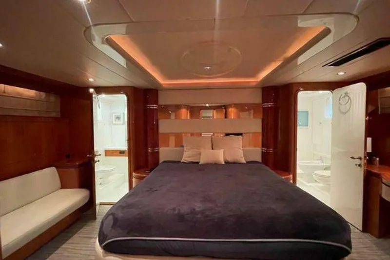 Slide: The Image of Master - Full Beam - 5913478